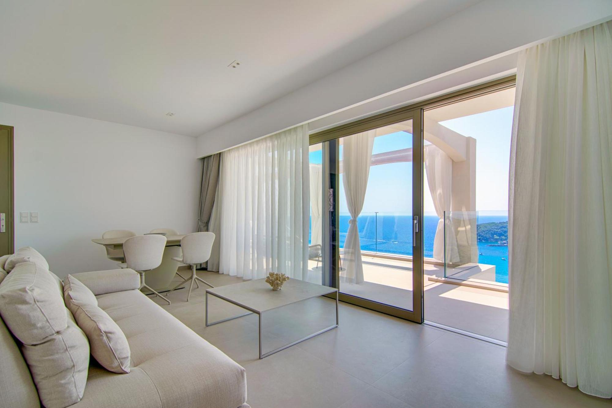Livinghome Suites Парга Экстерьер фото