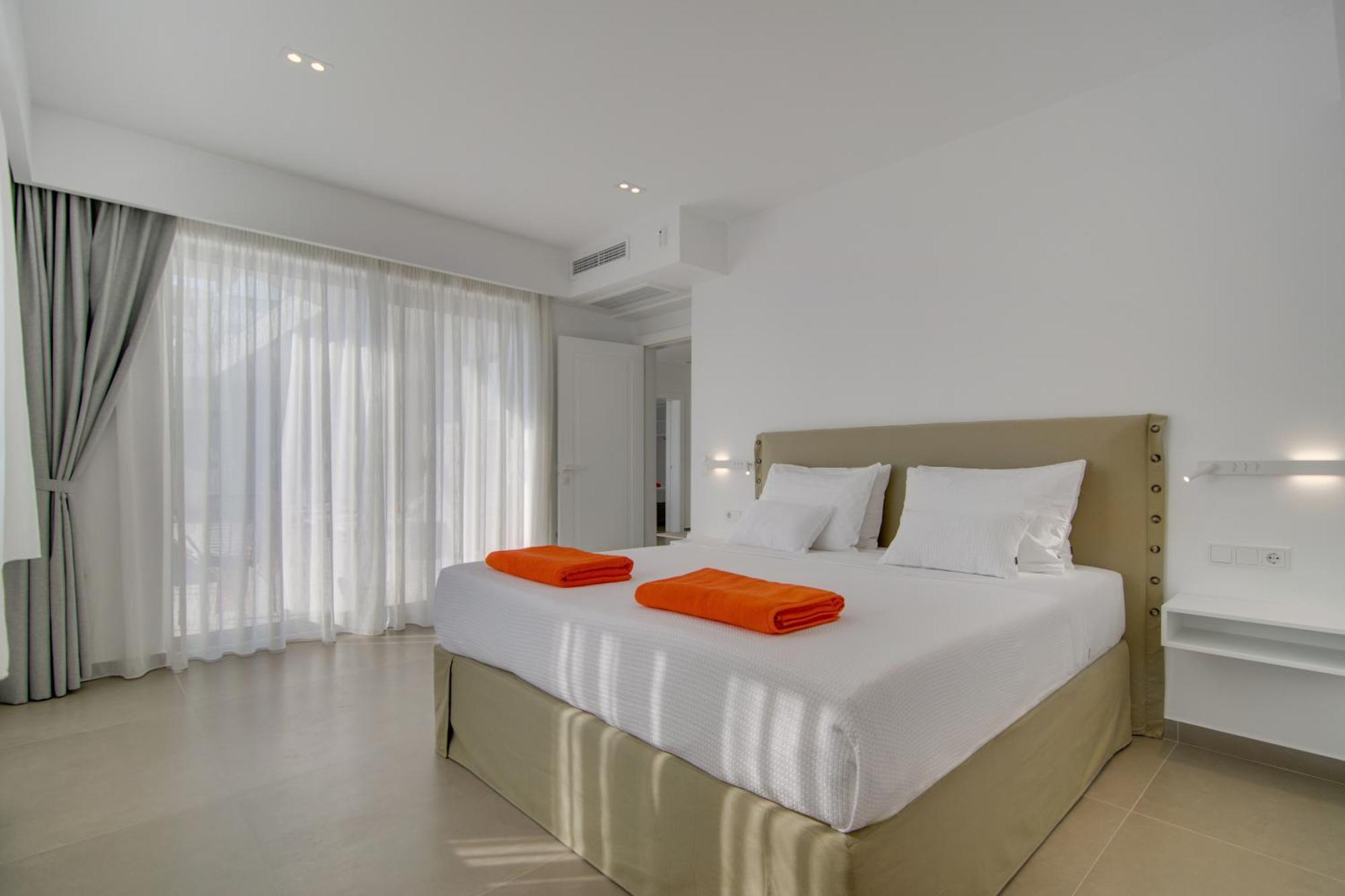 Livinghome Suites Парга Экстерьер фото